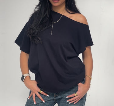 Asia offshoulder black shirt