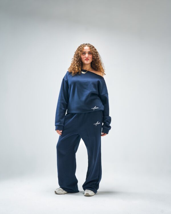 Navy blue set